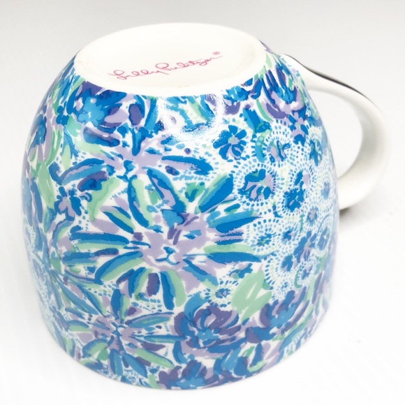 Lilly Pulitzer Pair of Colorful 12oz Mugs - Picture 6 of 9